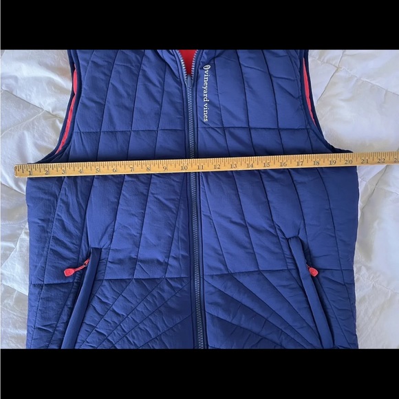 Vineyard Vines Performance Vest (Reversible) - Picture 4 of 6